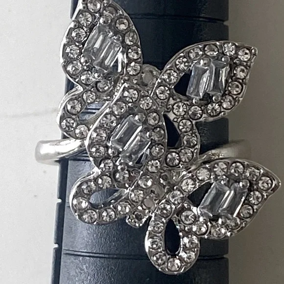 Butterfly Rhinestone Ring - Picture 2 of 3